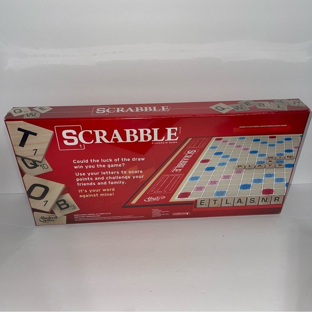 Hasbro Scrabble Game - A8166 SEALED NEW 2013 - Picture 2 of 3